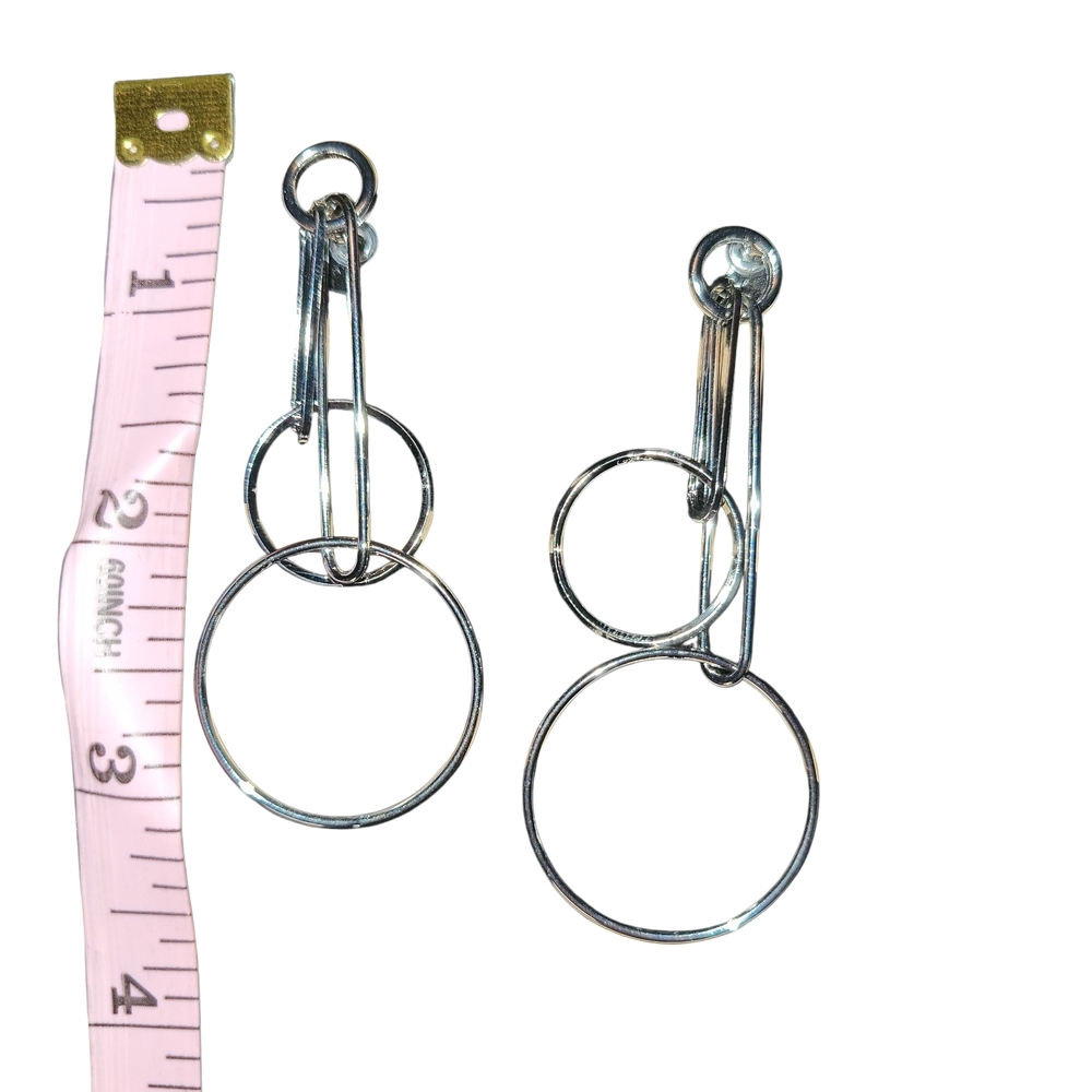 NWOT Marlyn Schiff Silver Paper Clip And Circles Dangle Earrings Post Back